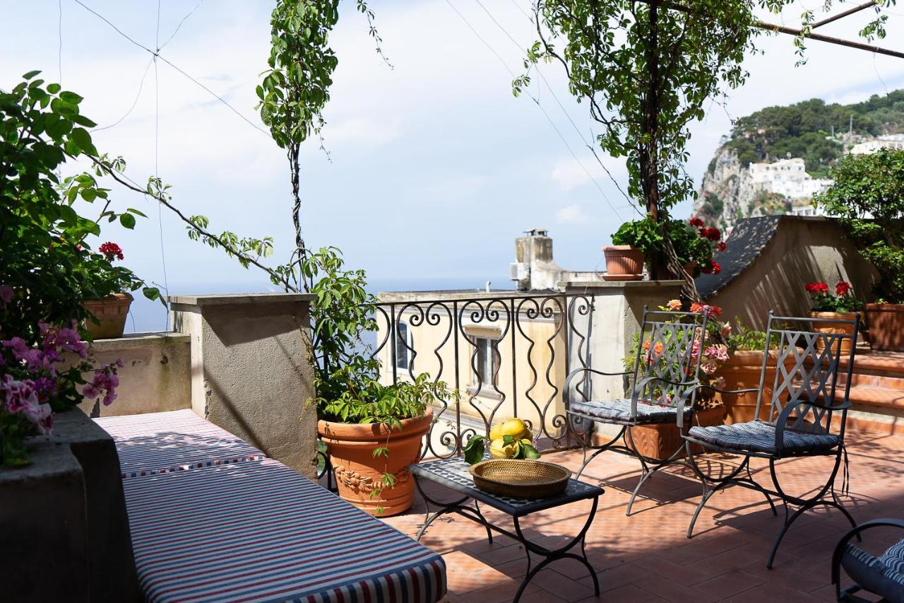 Villa Castello Apartments Capri Exterior photo