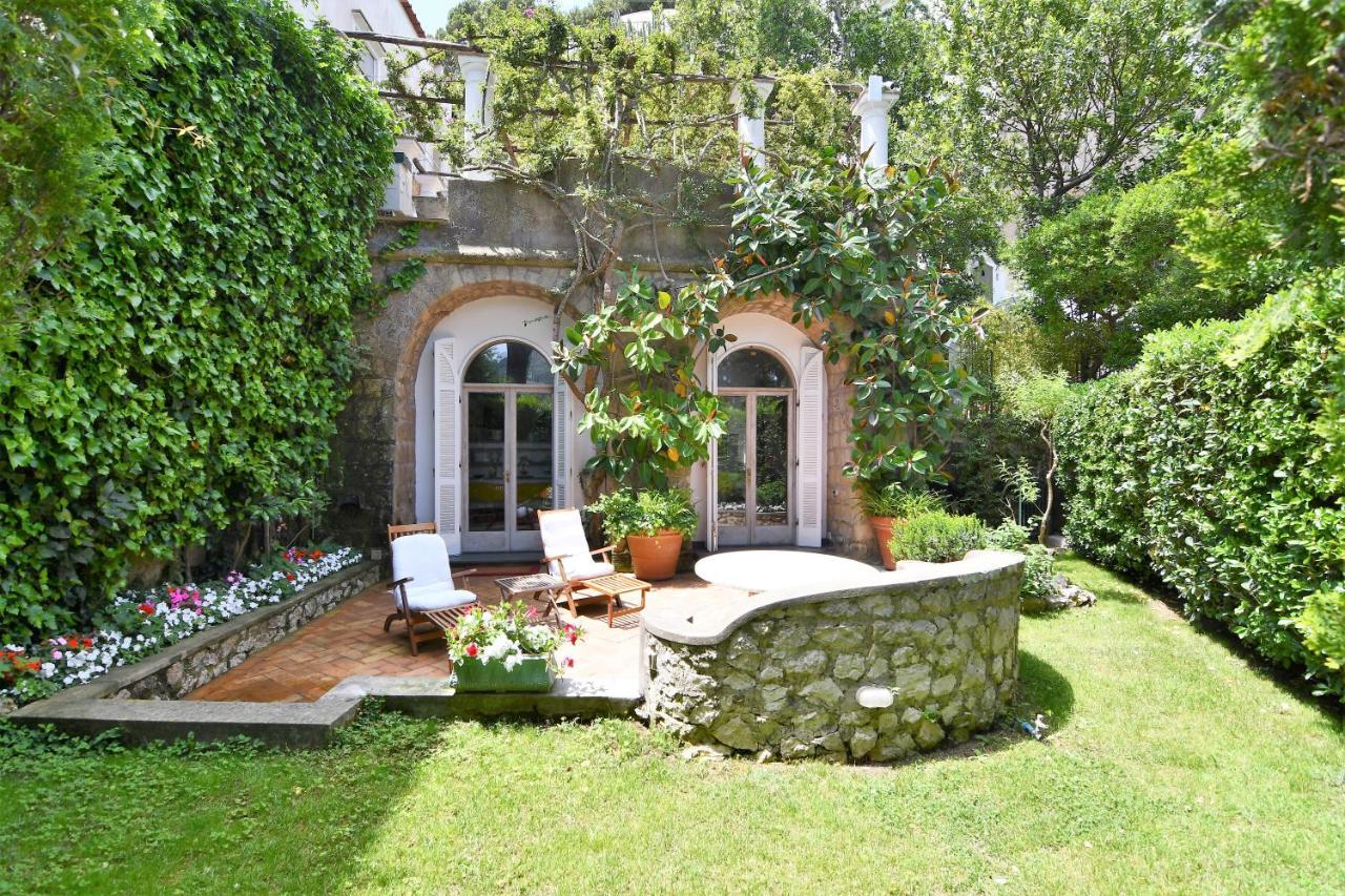 Villa Castello Apartments Capri Exterior photo